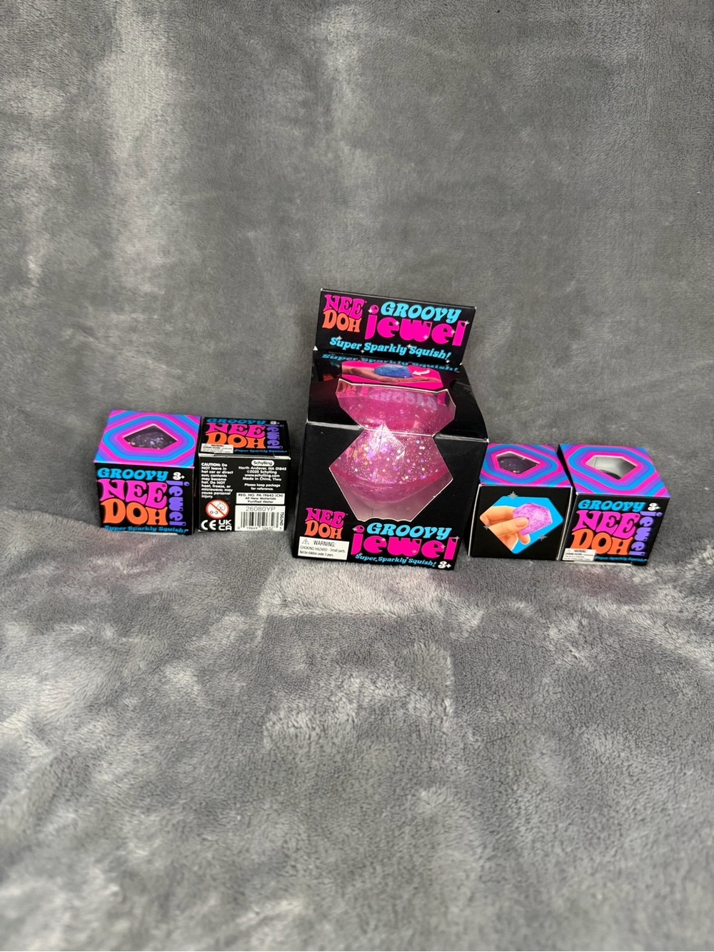 NeeDoh Groovy Jewel set - Picture 2 of 4